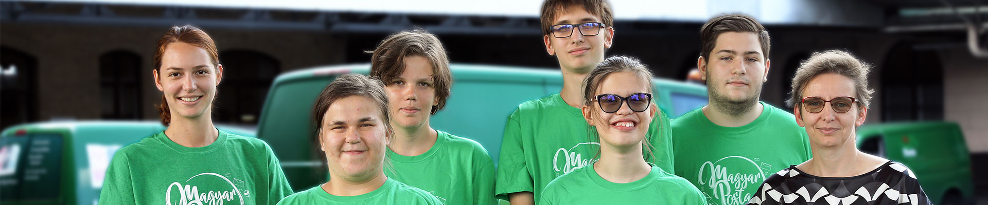 A képen a programban résztvevők látszanak